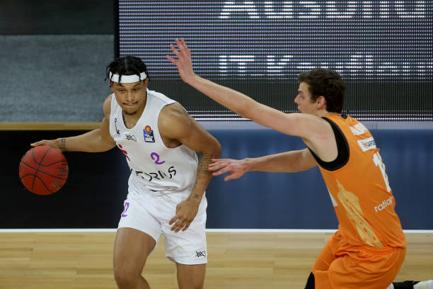 动损伤的风 动损伤的风